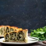 Easy Addictive Spinach Stuffed Pastry